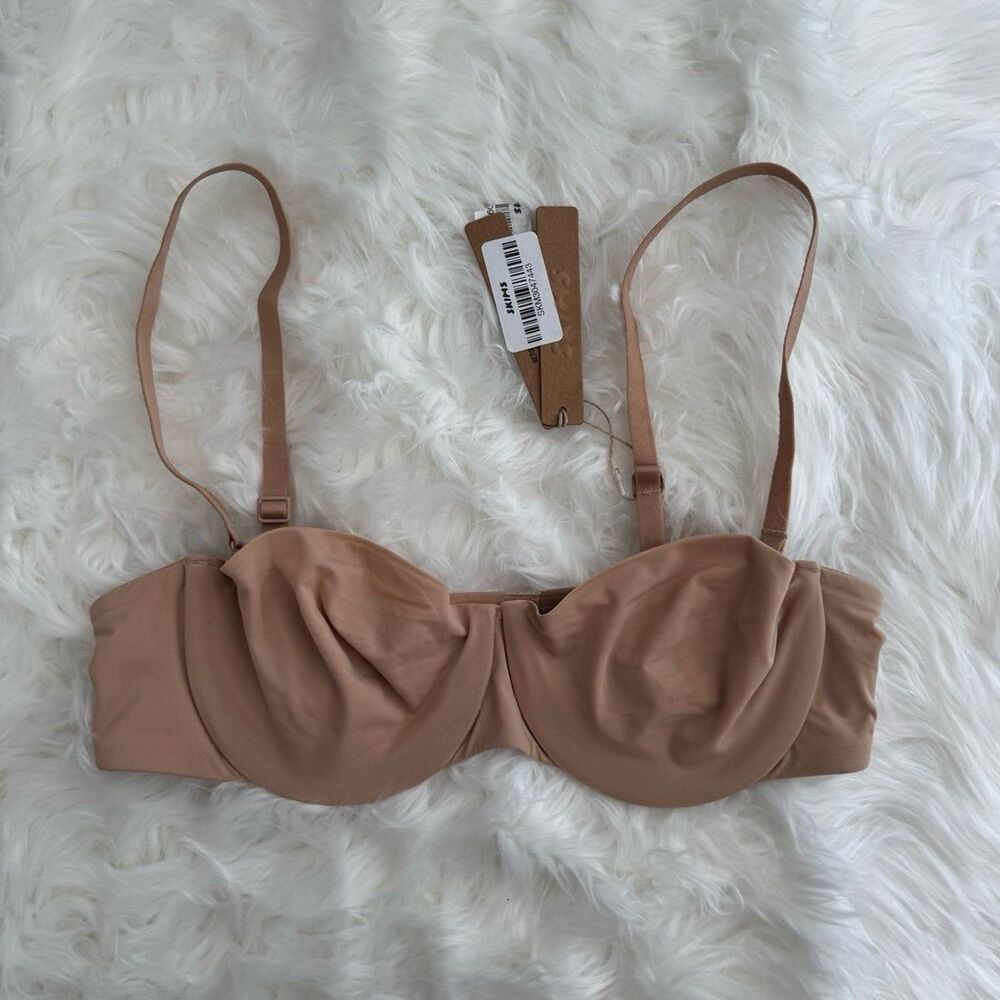 Skims Smoothing Intimates Strapless Bra Clay Size 36A